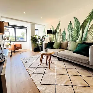 Appartement Sfeervolle Vakantiewoning Aan Zee, Oostende